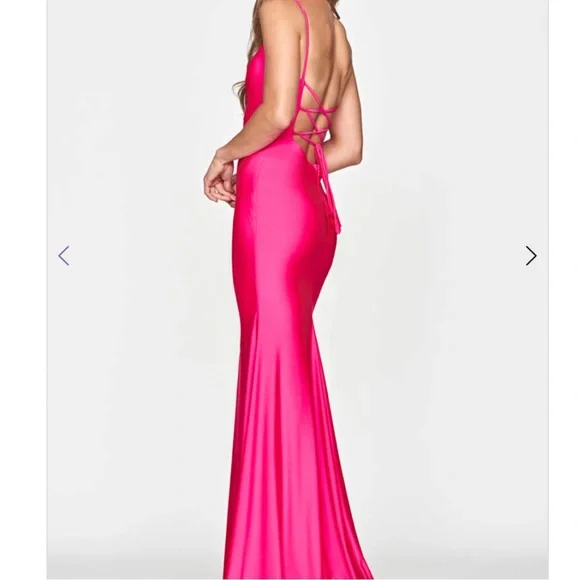 Faviana - style s10644 - Size 2 - Hot Pink - Picture 2 of 2